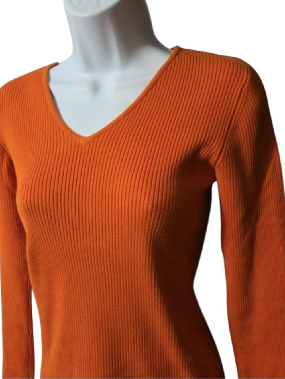 Atmosphere Ribbed Vneck Rust Top - Picture 6 of 6